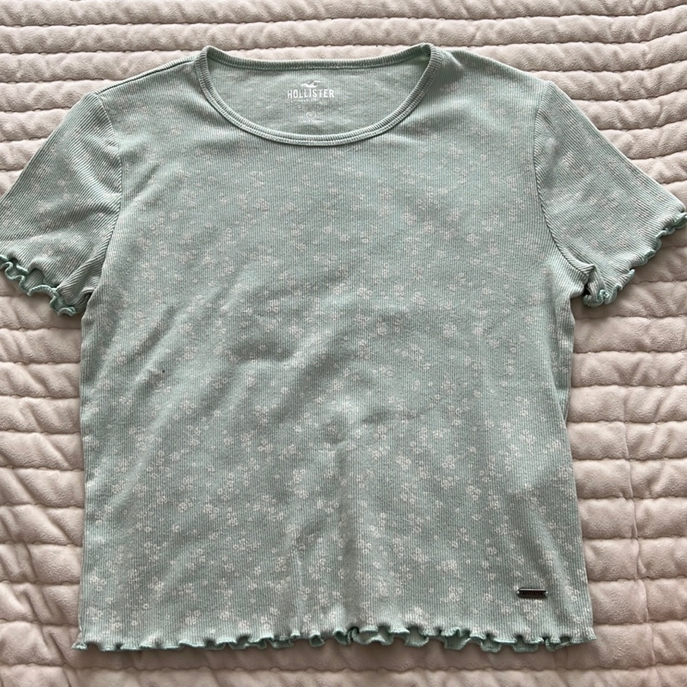 Hollister Crop Top